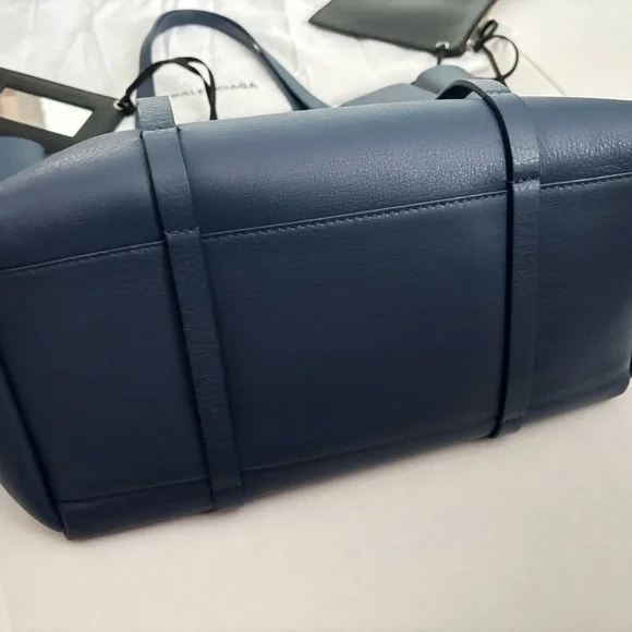 Balenciaga Everyday Tote Bag Leather Small Navy Blue Color